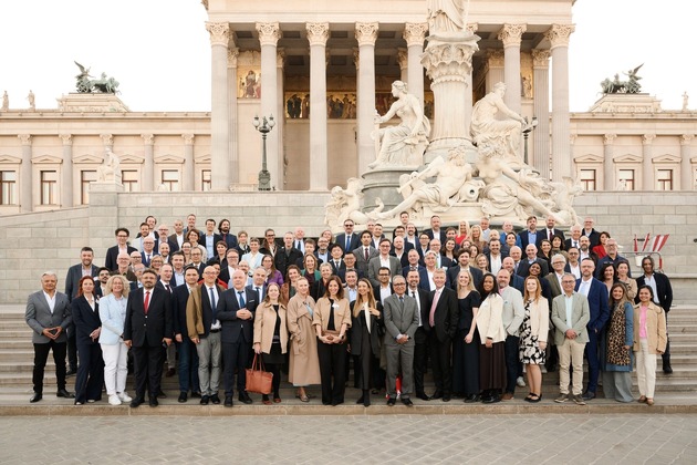 Van der Bellen anl&auml;sslich 40. MINDS-Konferenz in Wien: Nachrichtenagenturen "Neutral, objektiv und der Wahrheit verpflichtet"