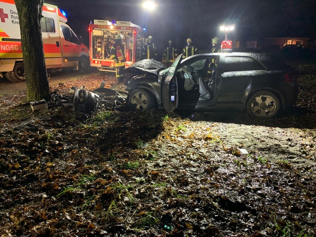 POL-STD: 21-jähriger Audifahrer bei Unfall in Klein Wangersen schwer verletzt