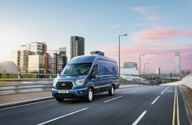 Ford-Werke GmbH: Nutzlast des neuen Ford Transit um bis zu 80 kg erhöht - auch dank Konstruktionssystemen aus Luft- und Raumfahrttechnik (FOTO)