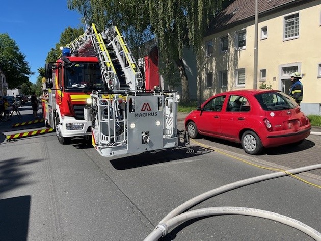 FW-DO: Küchenbrand in Huckarde sorgt für viel Rauch