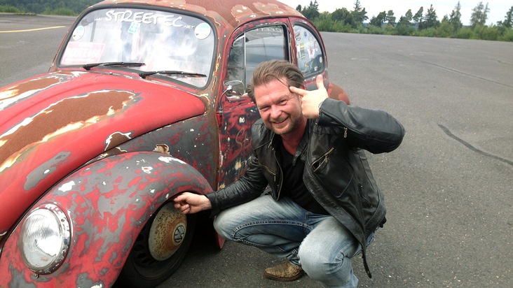 Matthias Malmedie vs. Facebook-Fan: Neuauflage des Fahrduells bei &quot;GRIP - Das Motormagazin&quot;