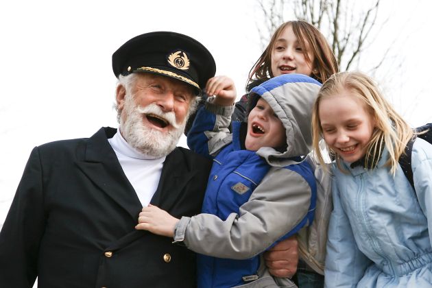 Das iglo Fischstäbchen wird 50 / Käpt&#039;n iglo feiert mit Fans im ganzen Land (mit Bild)