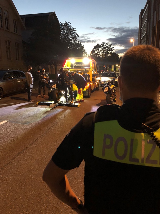 POL-OL: +++ Polizei kontrolliert die Oldenburger Tuningszene +++