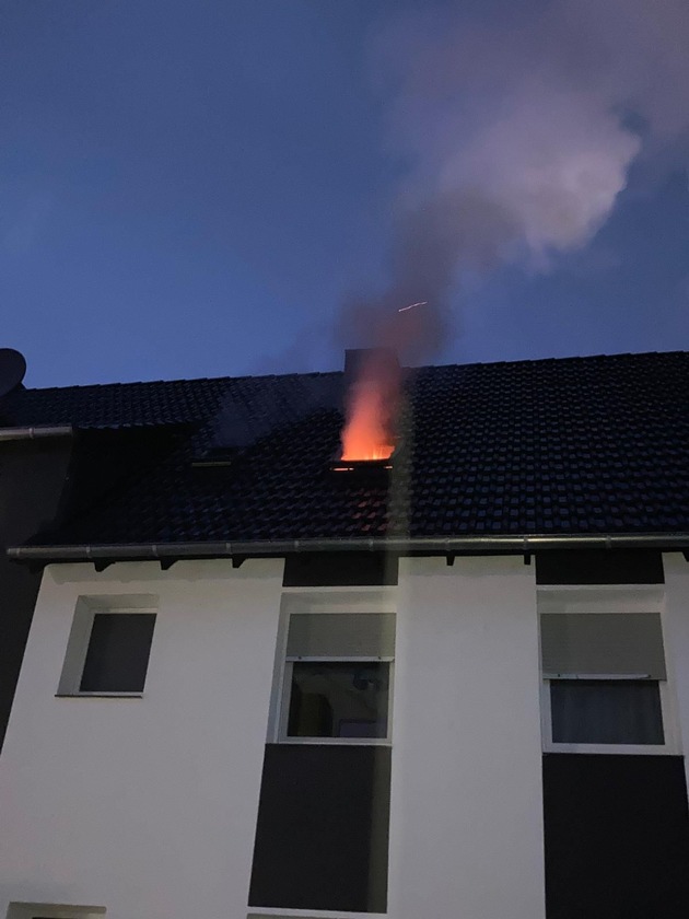 FW Datteln: Wohnungsbrand am Südring fordert Feuerwehr Datteln