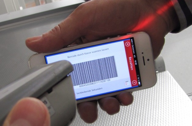 Jumbo-Markt AG: JUMBO lancia il sistema di pagamento mobile - lo smartphone diventa una carta di credito (Immagine / Video / Allegato)