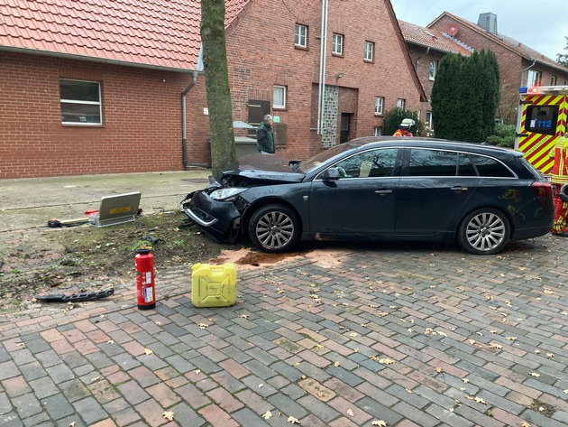 FW Minden: FW Minden: Schwerer Verkehrsunfall in Minderheide