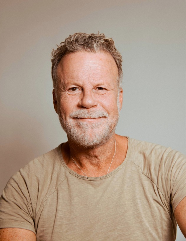 LEONINE Documentaries baut Zusammenarbeit mit Jenke von Wilmsdorff aus