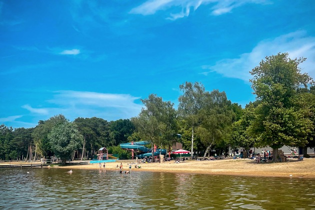 „MDR um Vier“ geht wieder auf Sommertour: &quot;Ab an den Strand&quot; – live und mittendrin in Mitteldeutschland