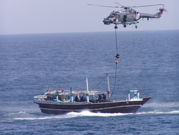 Marine - Pressemeldung / Pressetermin: Kommandeurwechsel bei den Spezialisierten Einsatzkräften der Marine in Eckernförde (mit Bild)