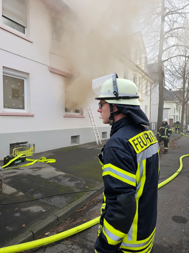 FW-AR: Brand einer Wohnung konnte schnell gelöscht werden