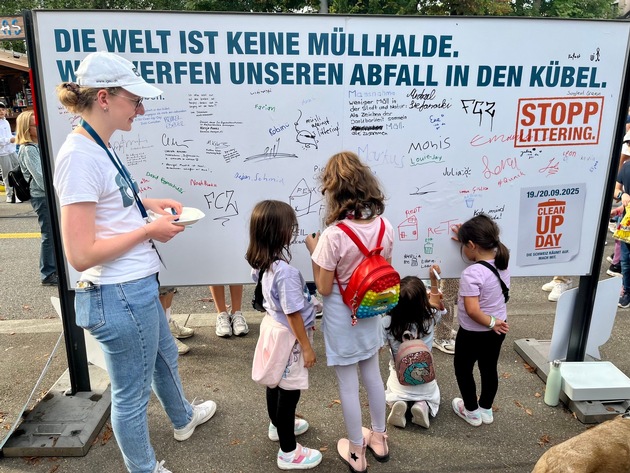 Medienmitteilung: «Zürcher Knabenschiessen: Wer trifft den Abfallkübel?»