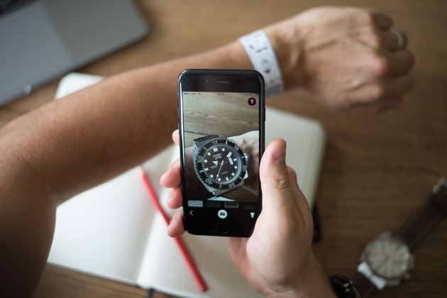 Grâce à la nouvelle TryOn App de Formex, les montres peuvent désormais être essayées virtuellement