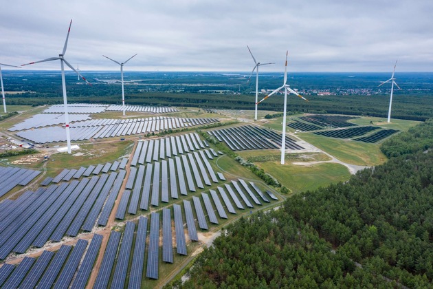 GP JOULE erweitert sein Angebot in Irland mit der Realisierung von schlüsselfertigen Solarprojekten