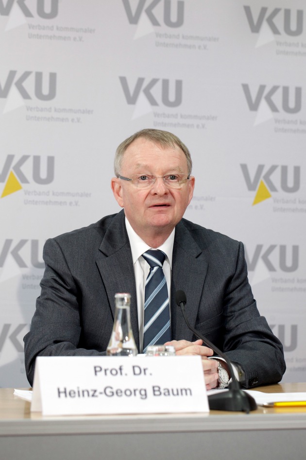 Pressekonferenz des Verbands kommunaler Unternehmen (VKU) am 10. April 2014: Vorstellung eines Gutachtens zu Defiziten beim Grünen Punkt (FOTO)