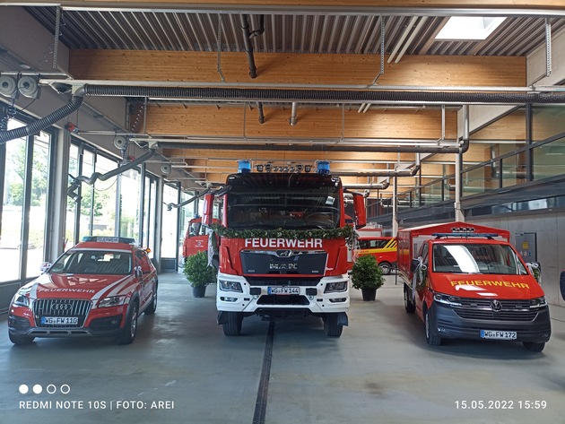 LRA-Ravensburg: Im Rahmen einer kleinen Feier wurden drei neue Fahrzeuge gesegnet und in den Dienstbetrieb übergeben