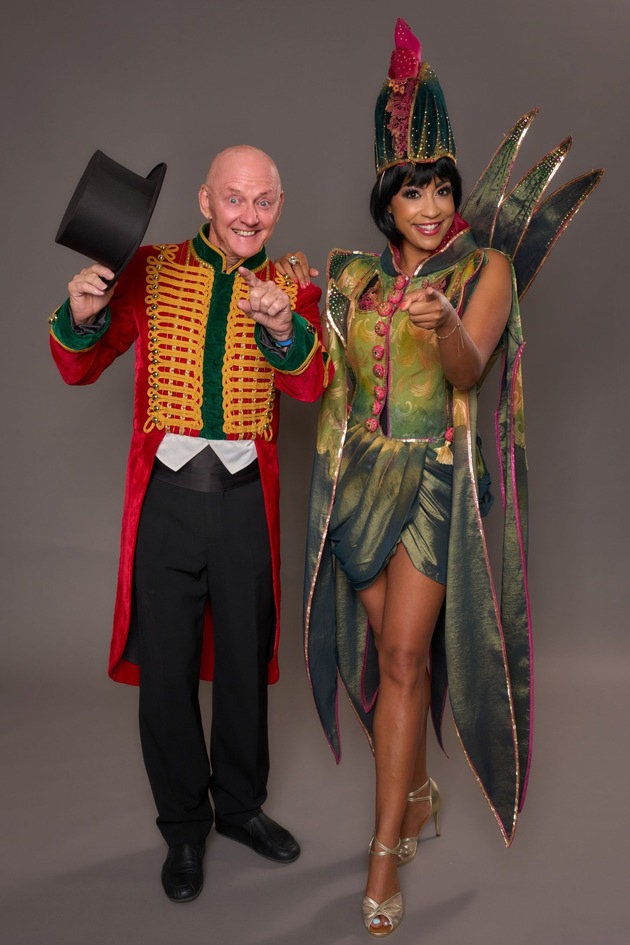 Erinnerung: Einladung zur Premiere Salon Spectacle