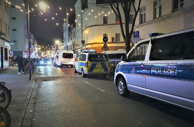 POL-K: 250316-2-K Erfolgreicher Schwerpunkteinsatz in Köln-Mülheim - Drogen und Schusswaffe sichergestellt, eine Festnahme