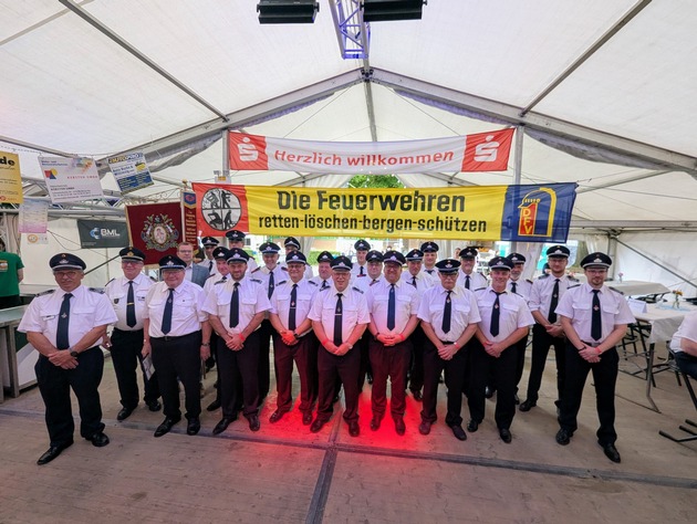 FW-KLE: Freiwillige Feuerwehr Bedburg-Hau feiert Gemeinschaft, Engagement und gelebtes Ehrenamt