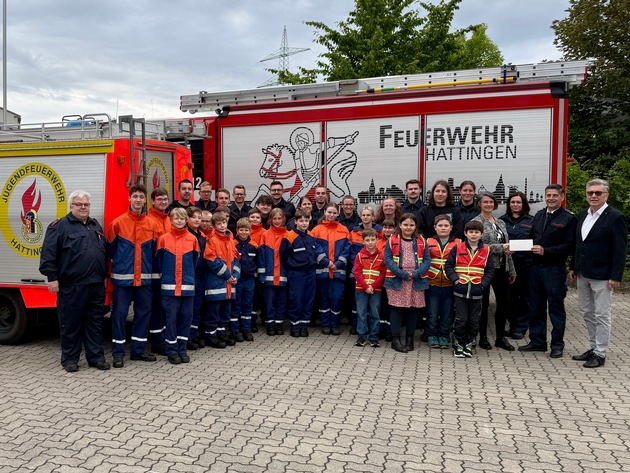 FW-EN: L&ouml;wenstarke Unterst&uuml;tzung f&uuml;r den Feuerwehrnachwuchs
