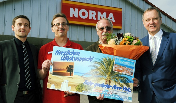 NORMA: Grillgenießer gewinnen tolle Fernreisen / Discounter aus Nürnberg bringt glückliche Kunden direkt zu Traumzielen (FOTO)