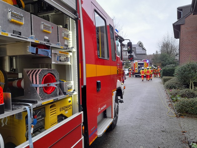 FW-Heiligenhaus: Tischgrill verursachte Küchenbrand (Meldung 36/2021)