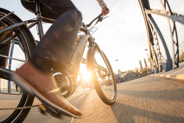 Provinzial fördert nachhaltige Mobilität - Neues Dienstradleasing