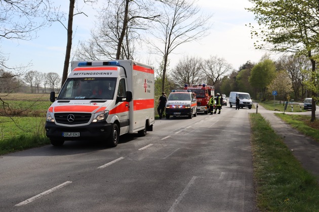 FFW Schiffdorf: 32-jähriger Mann stirbt bei Quadunfall / Quad prallte am Ortseingang Wehden gegen Baum - Fahrer stirbt am Unfallort