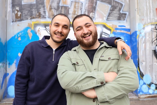 «Kurds im Ohr»: Yoldaş und Serhat schicken sich wieder auf Mission Impossible