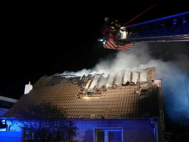 POL-DN: Todesopfer bei Brand einer Doppelhaushälfte in Düren
