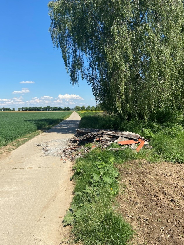 POL-PDLD: Illegale Entsorgung von Asbestplatten - Zeugen gesucht