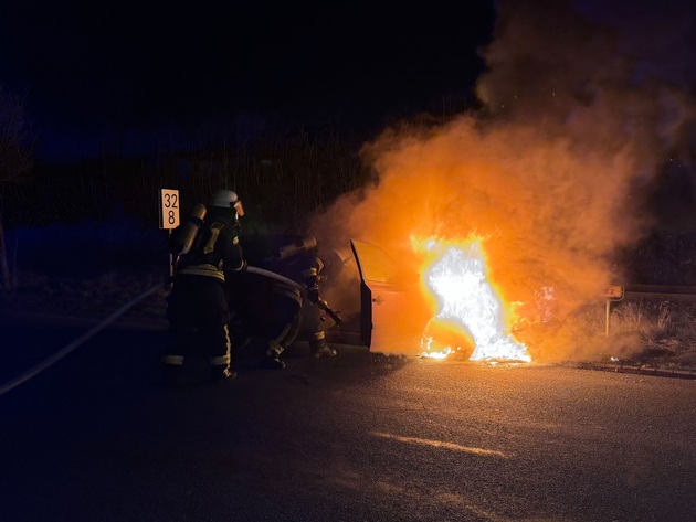 FFW Bergen: PKW Brand