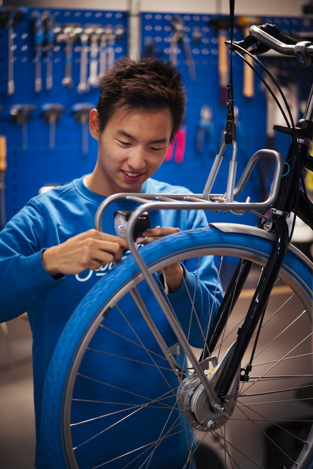 Pressemitteilung: Swapfiets wird grüner - Dynamo-Rücklicht spart Batterien und schützt die Umwelt