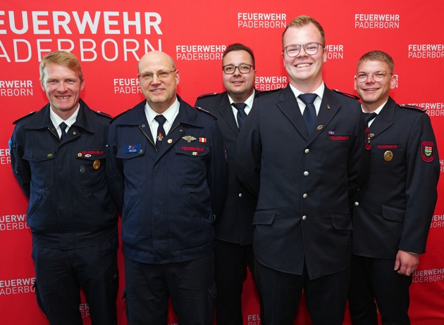 FW-PB: Jugendfeuerwehren sind ein starkes Fundament für die Feuerwehren in der Region / Ehrungen bei der Delegiertenversammlung in Paderborn