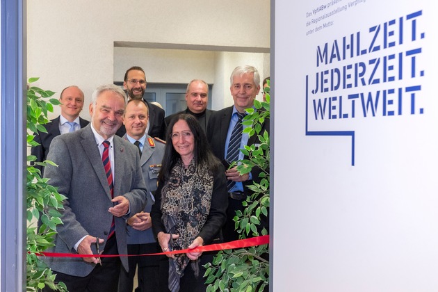 Verpflegung bei der Bundeswehr / Regionalausstellung in Oldenburg eröffnet
