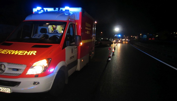 FW-MH: Verkehrsunfall auf der BAB40 / 2 Verletzte Personen #FWMH