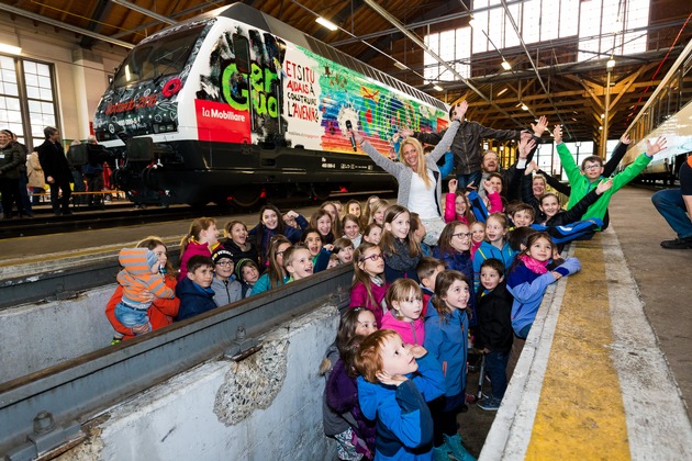 Une oeuvre d&apos;art sur rails: la loco du futur de la Mobilière