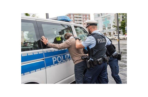 BPOL-KS: Bundespolizei entlarvt Graffitisprayer