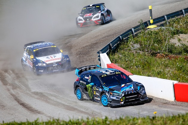 Andreas Bakkerud schreibt im Ford Focus RS RX RallyCross-Geschichte