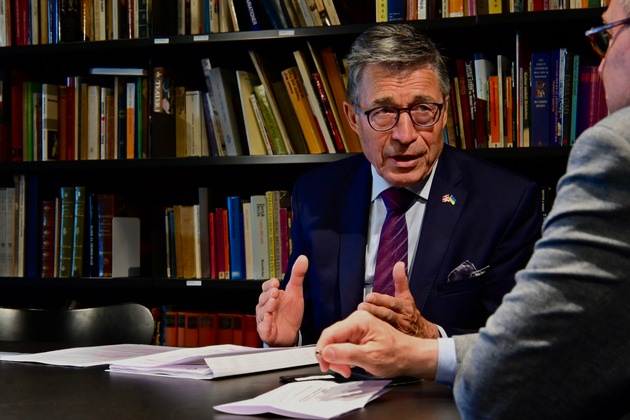 Democracy News Alliance präsentiert sich beim Copenhagen Democracy Summit