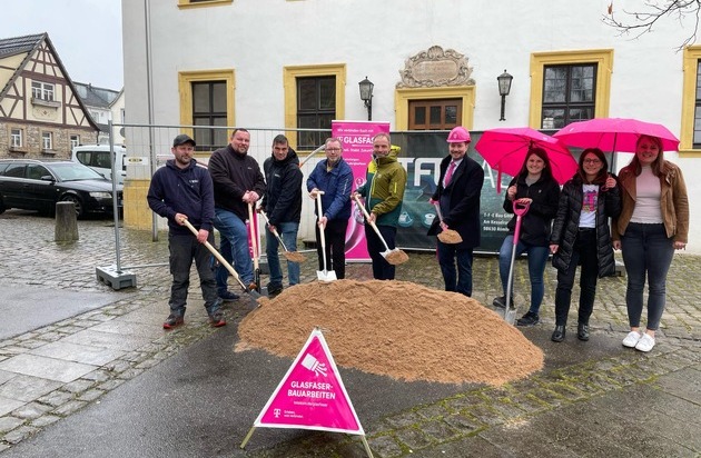 Theres: Telekom startet Glasfaserausbau