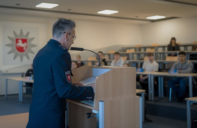 POL-AK NI: Zahlreiche neue Studierende starten ihr Studium an der Polizeiakademie Niedersachsen