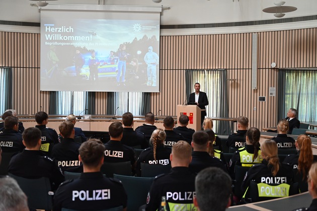 POL-HI: Begrüßung von 57 neuen Mitarbeitenden bei der Hildesheimer Polizei