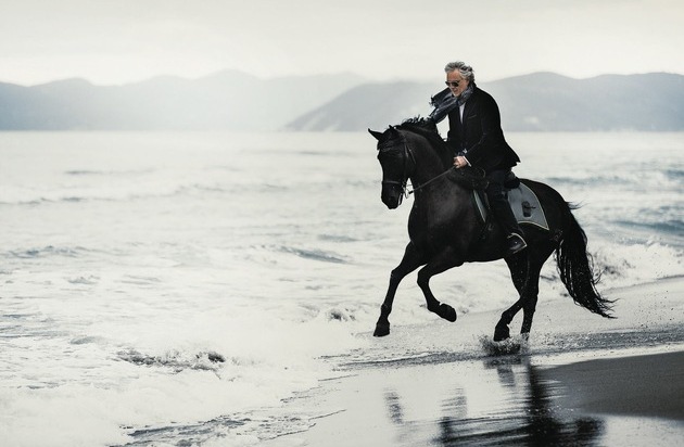 Andrea Bocelli nach Reitunfall wieder wohl auf!