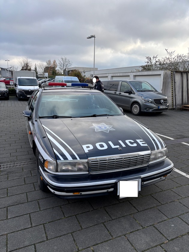 POL-D: Friedrichstadt - Corneliusstraße - &quot;Amerikanischen Streifenwagen&quot; kontrolliert - Sachverständiger attestiert erhebliche Mängel - Weiterfahrt untersagt