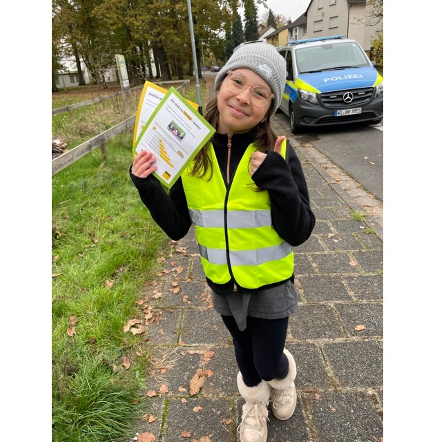 POL-OF: &quot;Blitz for Kids&quot;: Schulkinder bei Verkehrskontrolle im direkten Kontakt mit Verkehrsteilnehmern