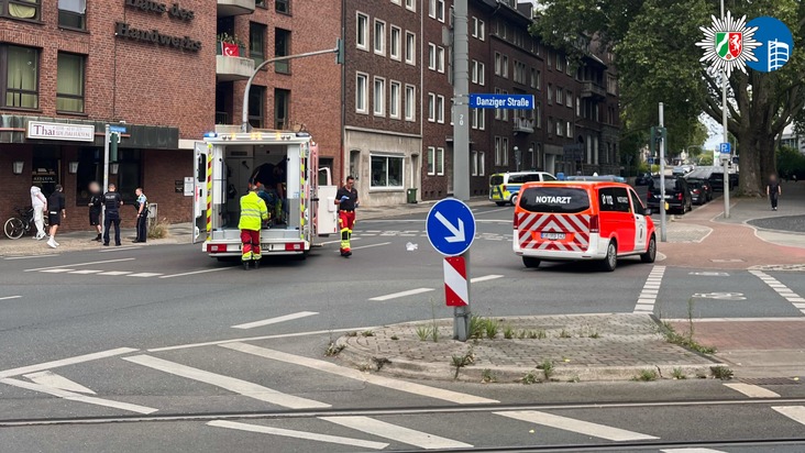 POL-OB: Rad der Marke "Eigenbau" und In-Ear-Kopfh&ouml;rer: Schwer verletzter Pedelec-Fahrer nach Rotlichtversto&szlig;