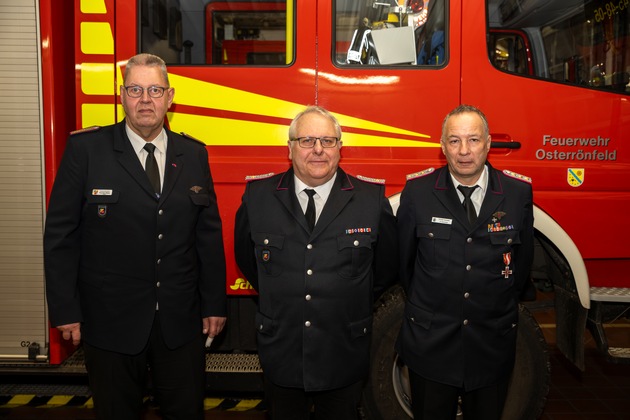 FW-RD: Jahreshauptversammlung der Feuerwehr Osterrönfeld - Rückblick, Ehrungen und Ausblick