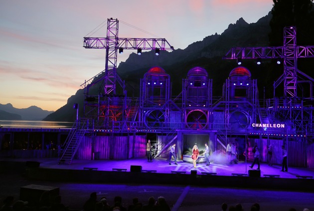 Grosses Spektakel an der Premiere von FLASHDANCE – DAS MUSICAL auf der Walensee-Bühne
