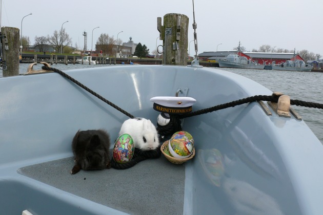 Deutsche Marine - Pressemeldung: Ostern bei der Marine - An der Marinetechnikschule sind die Hasen los