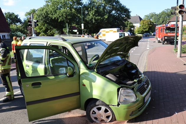 FW-SE: Verkehrsunfall mit verletzten Personen in Nahe